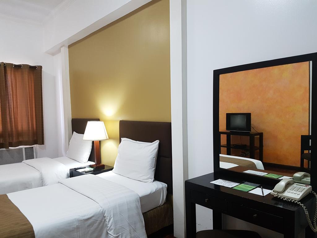 Bsa Tower Serviced Residences Makati City Exterior foto