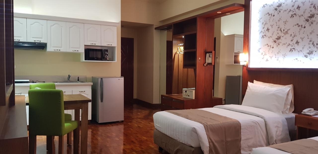 Bsa Tower Serviced Residences Makati City Exterior foto
